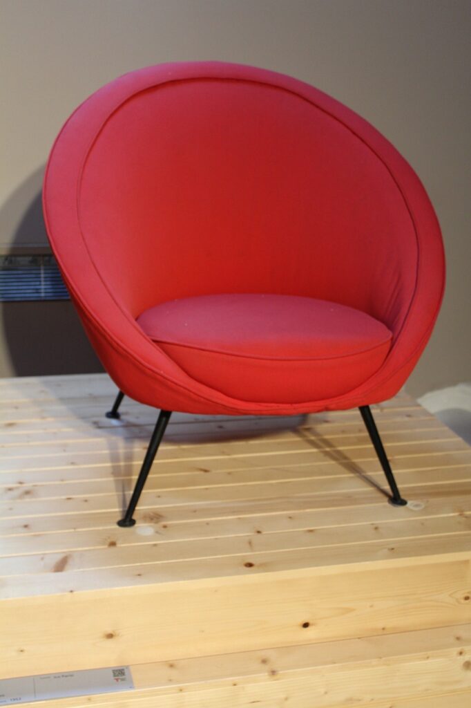 Discovering Comfort and Ease with Rise and Recline Chairs in the UK